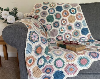 Nannas Garden Hexagon Throw/ Blanket PDF E-Book pattern  - 8 different hexagons to make!