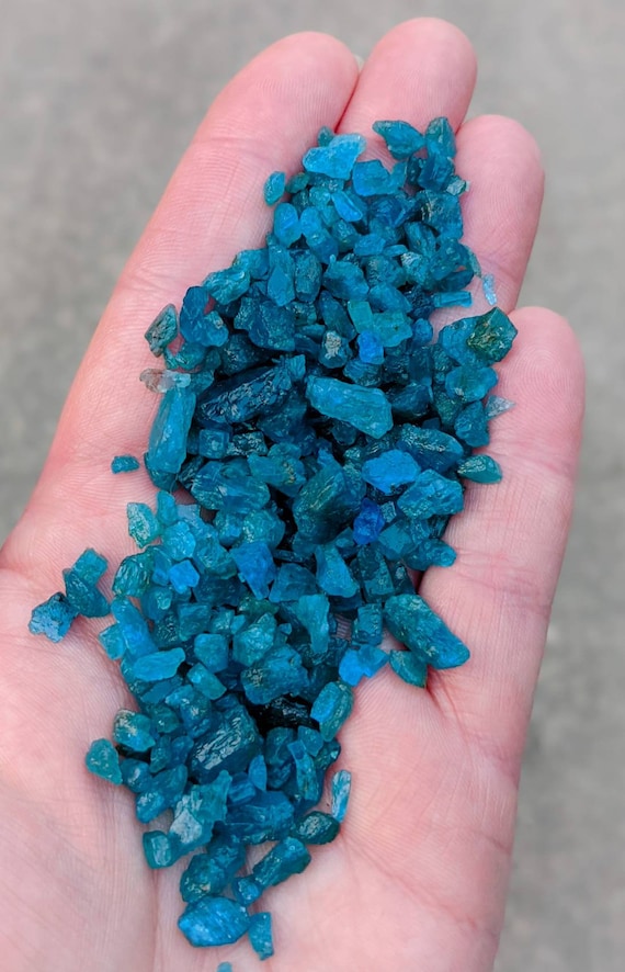 Neon Blue Apatite / Bulk Crystals / Raw Apatite / Genuine Gemstones / Meditation Stones / Beautiful Specimens / For Jewelry Making & More!
