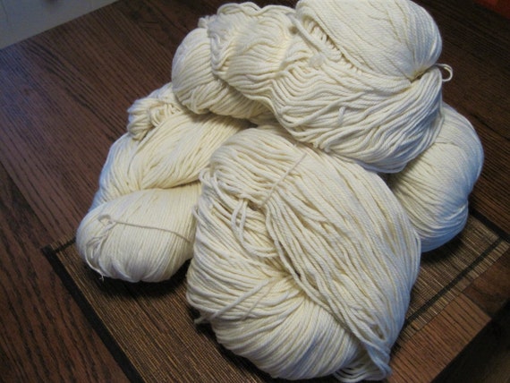 PREMIUM MERINO WOOL YARN 100/% Pure SOFT Fingering Weight undyed 6 LB BULK