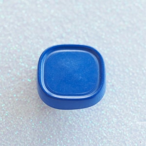 Botão ajustado com haste quadrada azul royal, 20mm (13/16&#39;) botão vintage feito à mão dos anos 70 para malhas, acessórios, vestidos, saias, cardigans