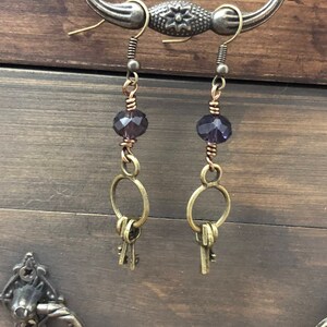 Keyring and Amethyst Earrings, Bronze Earrings, Keyring Earrings, Key Earrings, Crystal Amethyst Earrings, Steampunk Earrings