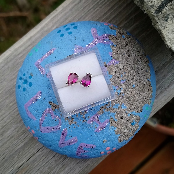 Grape Garnet Pear/Teardrop Earrings, Natural Faceted Rhodolite Grape Garnets 6 x 4 mm 1.0 Carats