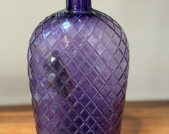 1880s Amethyst Quilted Diamond Jumbo Flask