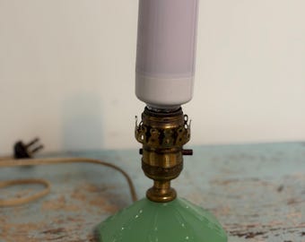 Lámpara de tocador antigua de cristal jadeíta verde estilo Art Déco