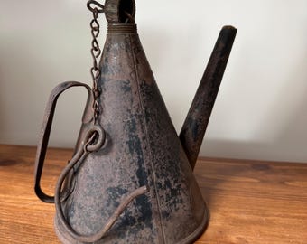 Lámpara de aceite colgante antigua de minero con mecha “Betty Lamp”