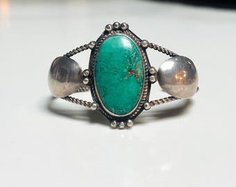 Brazalete vintage Fred Harvey de turquesa de la década de 1920 en plata de ley