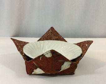 Best of the West Cow Steer Skulls Microwave Bowl Cozy -Medium-Western Theme-Bowl Hot Pad; Reversible Cozy-College Dorm Cozy
