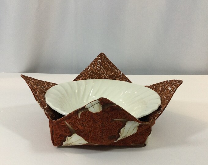 Best of the West Cow Steer Skulls Microwave Bowl Cozy -Medium-Western Theme-Bowl Hot Pad; Reversible Cozy-College Dorm Cozy