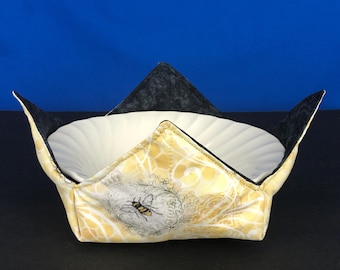 Microwave Bowl Cozy - Sunny Bee Scrolls, Medium - 6'' Bottom Diameter, Reversible, Free Shipping