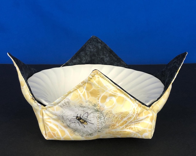 Microwave Bowl Cozy - Sunny Bee Scrolls, Medium - 6'' Bottom Diameter, Reversible, Free Shipping