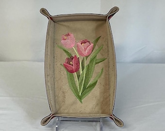 Large Embroidered Garden Tulip Blooms Travel Catchall Tray, Flowers Valet Tray For Her Lays Flat For Travel, Jewelry Dish