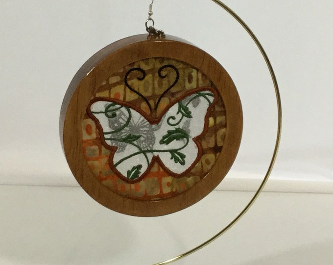 3-D Butterfly Silhouette Ornament; Charm Included, Cherry Stained Wood Frame; Silhouette Ornament - IPFG-000390