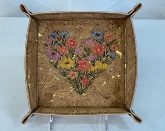 Large Wildflower Heart Travel Tray - Elegant Portuguese Cork Design with Gold & Green Details; Boho Design