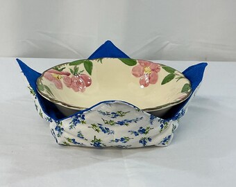 Large Reversible Microwave Bowl Cozy - Texas Bluebonnets on White - Perfect for Casserole & Salad Bowls 8” Bottom x 10” Top