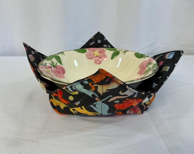 Cute Cat-Themed Microwave Bowl Cozy - Handmade Reversible Casserole & Salad Dish for Cat Lovers (8” Bottom, 10” Top)