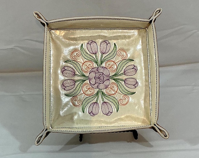 Tulip Medallion Catchall Tray: Faux Leather Travel Organizer