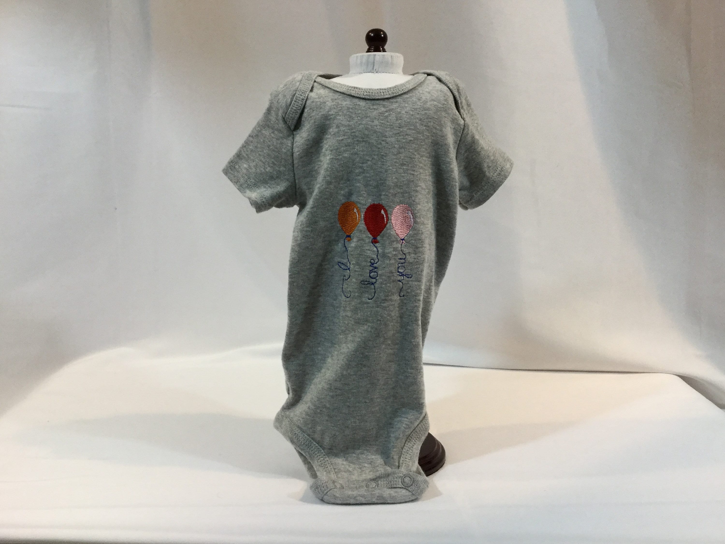 I Love You Baby Balloons Onesie Free Shipping 9 Month Onesie Baby Girl Clothing Girl Bodysuit Carter Onesies Baby Shower Ipfg I Love You Baby Balloons Onesie Free Shipping 9 Month Onesie Baby Girl Clothing Girl Bodysuit Carter Onesies Baby Shower Ipfg