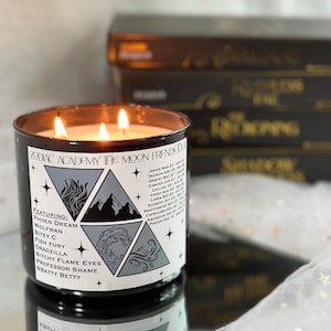Zodiac Academy Moon Friends Tour Candle