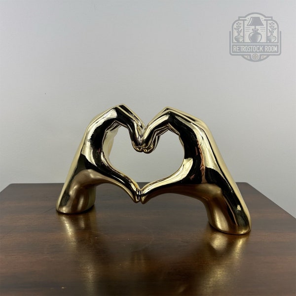 Love Heart Hands Statue Metallic figurine modern art home decor heart emoji model statue modern love hands model decor