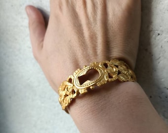 Vintage bronze gilded bracelet,keyhole  louis XVI ,upcycling creation,gift for her,bracelet women,woman gift,woman bracelet,marie antoinette