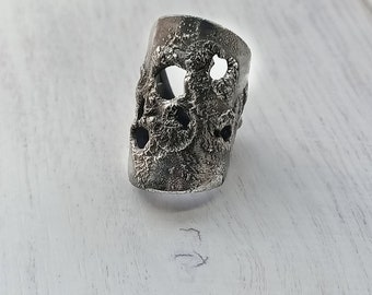 Ring size 6- moon-lune- textured-satellite-science fiction-chic, vintage, planet-small recycled old spoon-silver-moon woman jewel