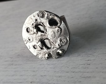 Ring adjustable- moon-lune- textured-satellite-science fiction-chic, vintage, planet-silver-moon woman jewel
