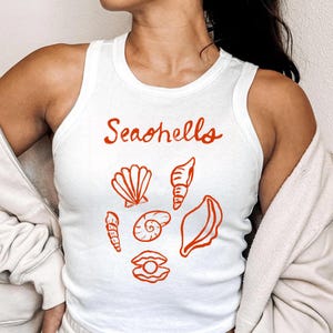 Seashell Tank Top – Cute Beach Shell Graphic Tee – Summer Ocean Shirt – Coastal Cowgirl Aesthetic Top – Beach Lover Gift for Women