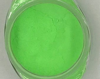 Glow in the Dark - Green-Safe for Nails