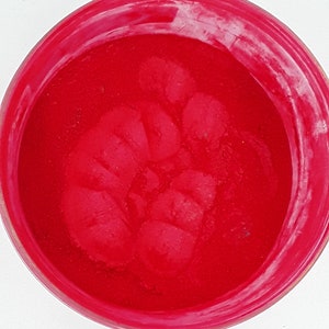 Rossetto rosso Mica Pigment-Safe per viso e corpo