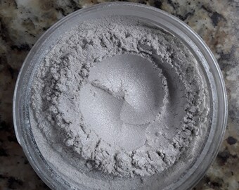Crushed Ice -  Silver Flash Edible Pigment