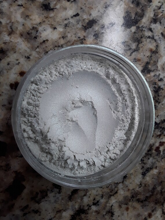 Thai Basil - Green Flash Edible Pigment