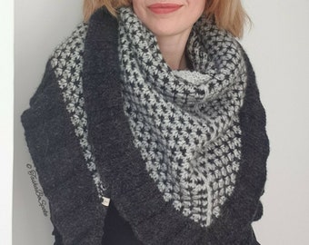 Hand Knitted Alpaca Shawl, Two-Tone Triangular Shoulder Wrap, Black Grey women scarf, Wedding shawl