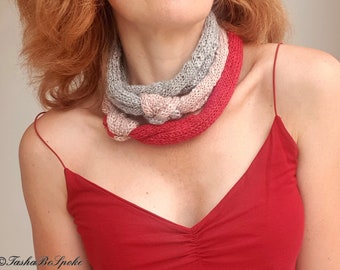 Handstickad halsbandshalsduk: Boho textilsmycken