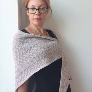 Hand knitted Merino Wool Shawl, Custom knit Wedding Shoulder Wrap image 4