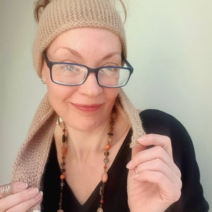 Handstickad alpackahalsduk: Bandana-pannband för kvinnor bild 7