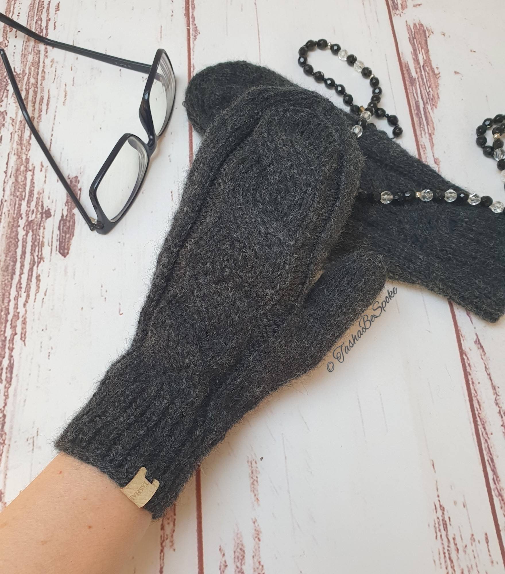 Women Hand Knit Mittens Wool Mittens Winter Luxury Gloves Etsy UK