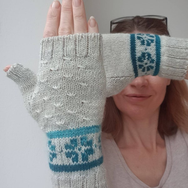 Hand knitted mismatched mittens, Women fingerless gloves, Arms warmers,  Woollen mitts, Birthday gift for women, Gift for mother