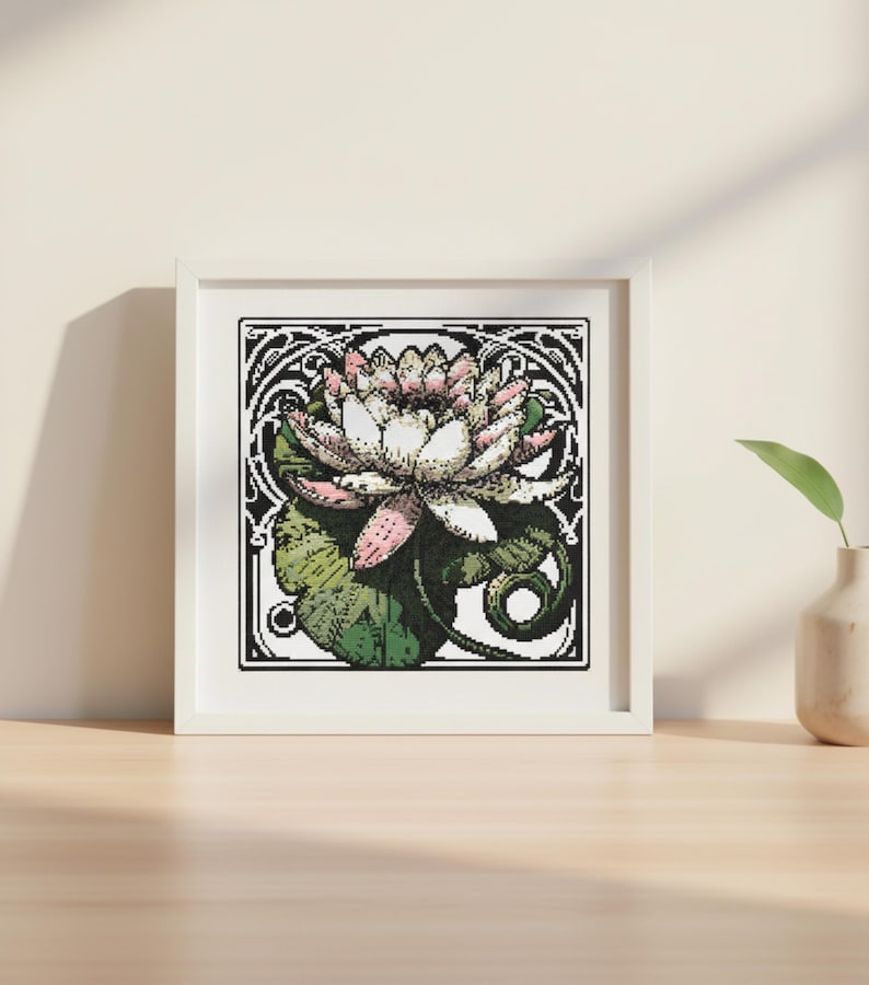 Charm Purelei Ninfea Fiore Di Luglio In Acciaio Inossidabile Placcato Oro: Simbolo Di Pace E Rinnovamento!