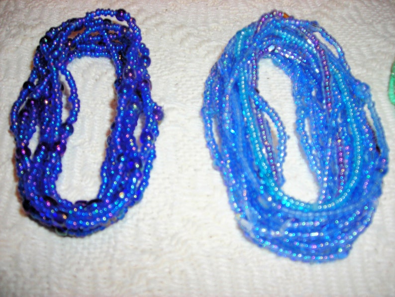 kids love school colors You can mix the bracelets 10 single strand seed bead bracelets in your size and color choice pick your colors