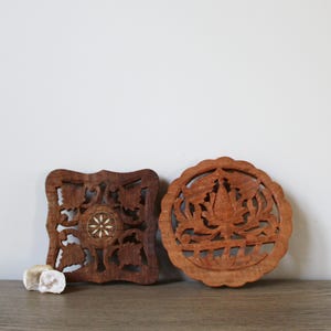 Teak Wood Trivet, Carved Wood Trivet, Wood Wall Art, Kitchen Decor, Table Decor, Boho Decor, Wooden Pot Holder, Retro Teak Decor Trivet