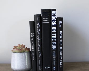 5 Decorative Black Books,  Black and Gold Book Set Bookshelf Decor, Wedding Table Decor, Book Collection, Bookcase Decor, Set of Black Books