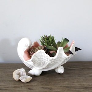Vintage Large White Pink Sea Shell Bowl, Ceramic Planter, Serving Bowl, Nut Dish, Seashell Plant Pot, Beach House Decor, Palm Beach Decor