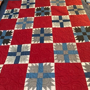 Vintage Bear Paw Quilt