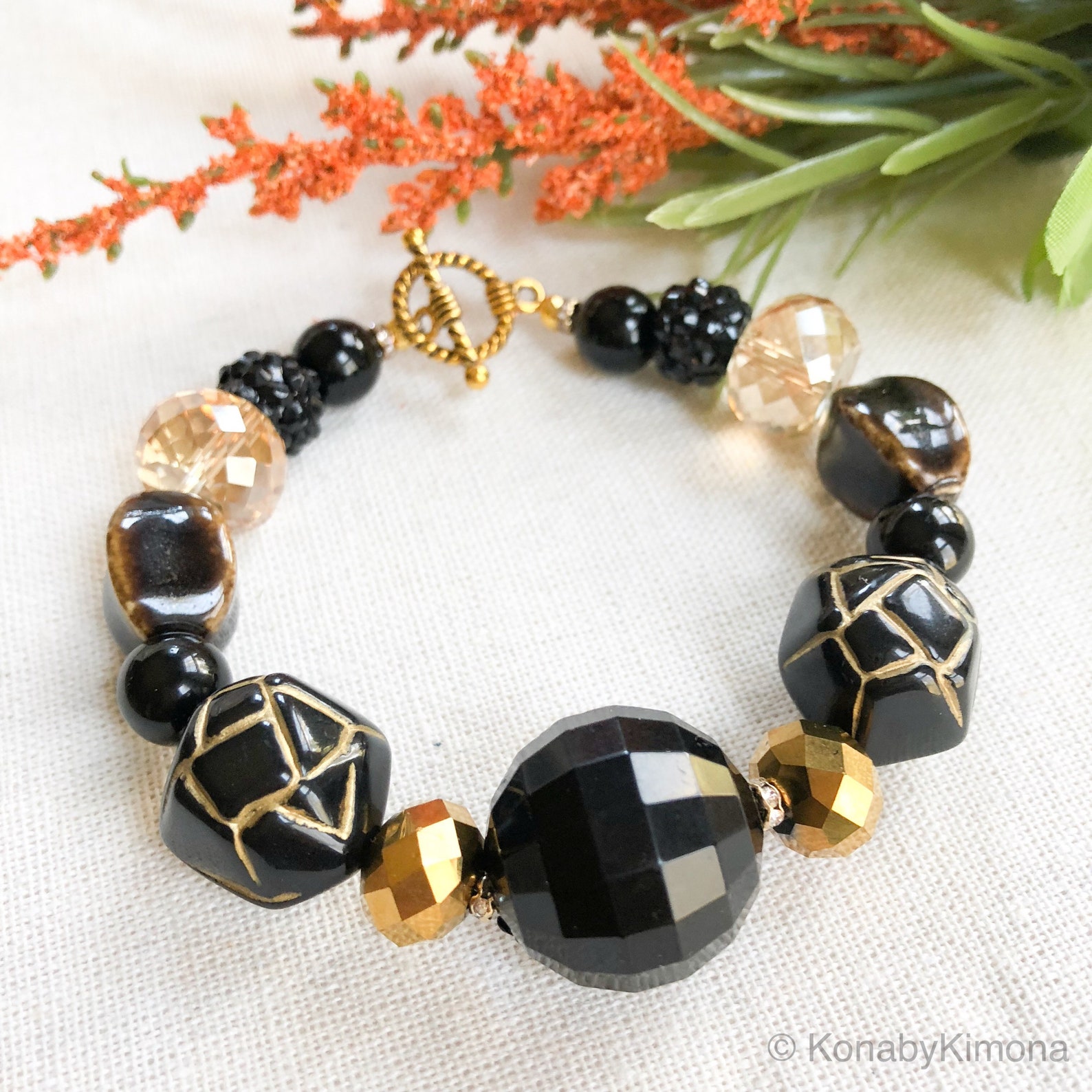 Black and Gold Bracelet Black Bracelet Gold Beaded Bracelet Etsy