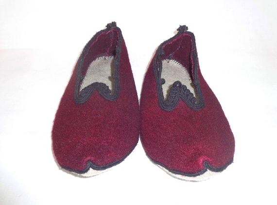 Vintage Bulgarian Folk Slippers. Wool Slippers. - image 1