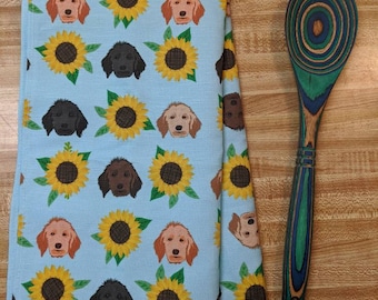 Garabatos y girasoles labradoodles garabatos dorados caniches perros toalla de té