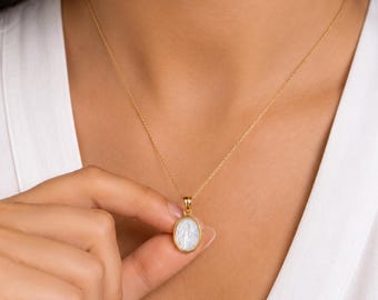 Miraculous Medal necklace, Virgin Mary, Virgin Mary necklace, religious jewelry, Catholic necklace, religious necklace – mother-of-pearl