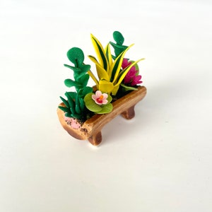 Tiny Decorative Dollhouse Clay Flower Home Decoration Wedding Gift Computer Desk Decoration Birthday Gift Viper Bowstring Hemp