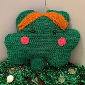Shamrock Kawaii Pillow Pattern