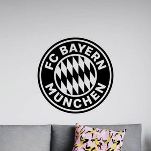 Bayern Naklejka ścienna winylowa Naklejka piłkarska Sztuka ścienna Prezent dla gracza Piłka nożna Dekoracja ścienna Plakat Znak Cytat Szablon Mural Do użytku wewnątrz i na zewnątrz 2976